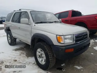 1998 Toyota 4Runner SR5 z VIN JT3HN86R0W0155699, wystawiony jako Copart lot #49859205 z przebiegiem 210 964 mil mil oraz Szkoda całkowita • Salvage title. Historia ofert i sprzedaży dostępna na DreamBid. Obrazek 4.