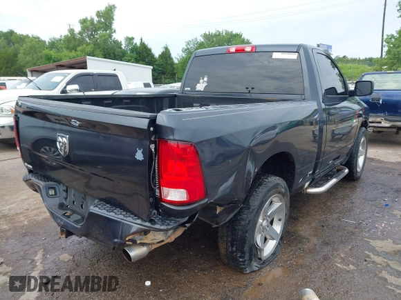 2015 Ram 1500 Tradesman z VIN 3C6JR6AT2FG612072, wystawiony jako IAAI lot #42471297 z przebiegiem 195 328 mil mil oraz . Historia ofert i sprzedaży dostępna na DreamBid. Obrazek 4.