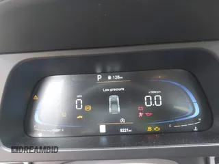 2024 Hyundai Elantra SE with VIN KMHLL4DG2RU786744, listed as a IAAI auction lot 41510735 with 8,221 mi miles and . Bid and sale history available at DreamBid. Image 7.