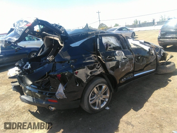 2019 Acura RDX Advance with VIN 5J8TC1H77KL005744, listed as a IAAI auction lot 39357971 with Not Provided miles and . Bid and sale history available at DreamBid. Image 4.