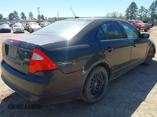 2010 Ford Fusion SE with VIN 3FAHP0HA6AR393781, listed as a IAAI auction lot 41868100 with 228,232 mi miles. Bid and sale history available at carsss.com. Image 4.