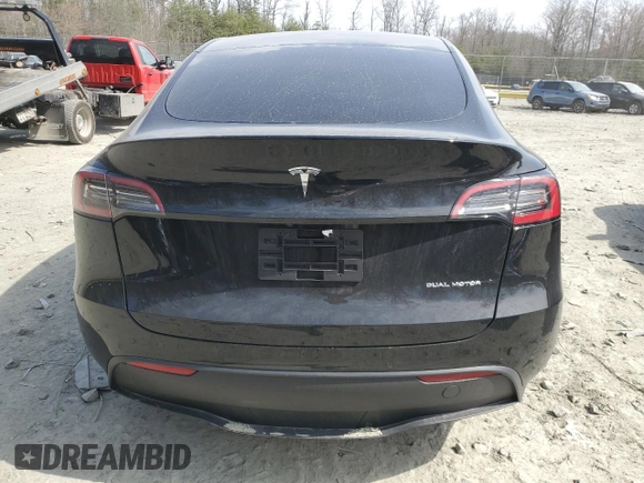 2022 Tesla Model Y Long Range with VIN 7SAYGDEE6NA007215, listed as a Copart auction lot 49749135 with 38,208 mi miles and Salvage Title. Bid and sale history available at carsss.com. Image 6.