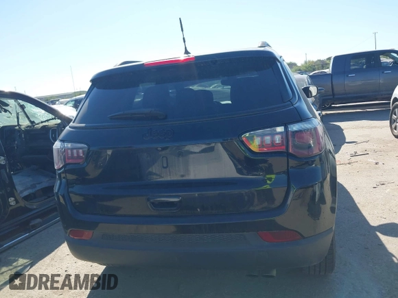 2018 Jeep Compass Latitude with VIN 3C4NJCBB6JT407411, listed as a IAAI auction lot 41851132 with 123,431 mi miles and . Bid and sale history available at DreamBid. Image 17.