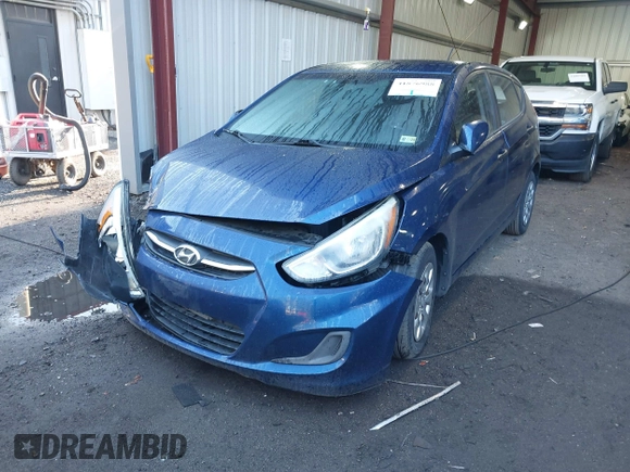 2015 Hyundai Accent GS with VIN KMHCT5AE6FU209512, listed as a IAAI auction lot 41876988 with 111,378 mi miles. Bid and sale history available at carsss.com. Image 17.