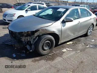 2017 Toyota Camry XLE z VIN 4T1BF1FK3HU290840, wystawiony jako IAAI lot #41470555 z przebiegiem 62 190 mil mil oraz . Historia ofert i sprzedaży dostępna na DreamBid. Obrazek 2.