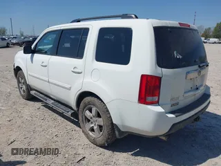 2011 Honda Pilot EX-L with VIN 5FNYF4H69BB091503, listed as a IAAI auction lot 42103011 with 246,816 mi miles and . Bid and sale history available at carsss.com. Image 3.