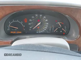 2002 Saab 9-3 z VIN YS3DF58K422029942, wystawiony jako IAAI lot #41827226 z przebiegiem 180 181 mil mil oraz . Historia ofert i sprzedaży dostępna na DreamBid. Obrazek 7.