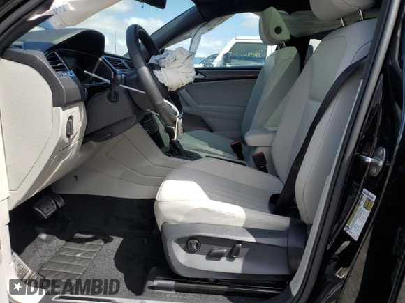 2024 Volkswagen Tiguan SE R-Line Black with VIN 3VVCB7AX3RM070602, listed as a Copart auction lot 51144845 with 10,008 mi miles and Non repairable. Bid and sale history available at DreamBid. Image 7.