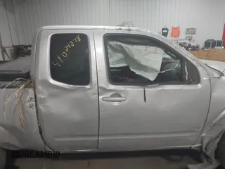 2015 Nissan Frontier SV with VIN 1N6AD0CW4FN751068, listed as a IAAI auction lot 41024078 with 900,000 mi miles and . Bid and sale history available at DreamBid. Image 13.
