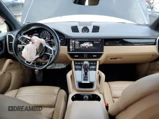 2021 Porsche Cayenne E-Hybrid with VIN WP1AE2AY2MDA24237, listed as a Copart auction lot 84265914 with 41,987 mi miles and Salvage title. Bid and sale history available at DreamBid. Image 8.