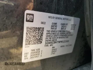 2023 Chevrolet Suburban z VIN 1GNSCBKT9PR121500, wystawiony jako Copart lot #72118524 z przebiegiem 127 355 mil mil oraz Szkoda całkowita • Salvage title. Historia ofert i sprzedaży dostępna na DreamBid. Obrazek 13.