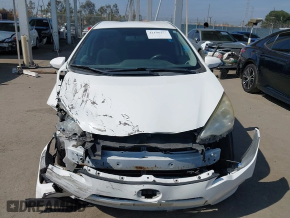 2013 Toyota Prius One with VIN JTDKDTB31D1032302, listed as a IAAI auction lot 42100473 with 155,632 mi miles. Bid and sale history available at carsss.com. Image 12.