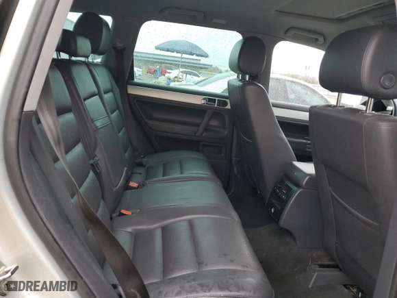2008 Volkswagen Touareg 2 V6 with VIN WVGBE77L78D067570, listed as a Copart auction lot 45532475 with 0 mi miles and Salvage Title. Bid and sale history available at carsss.com. Image 11.