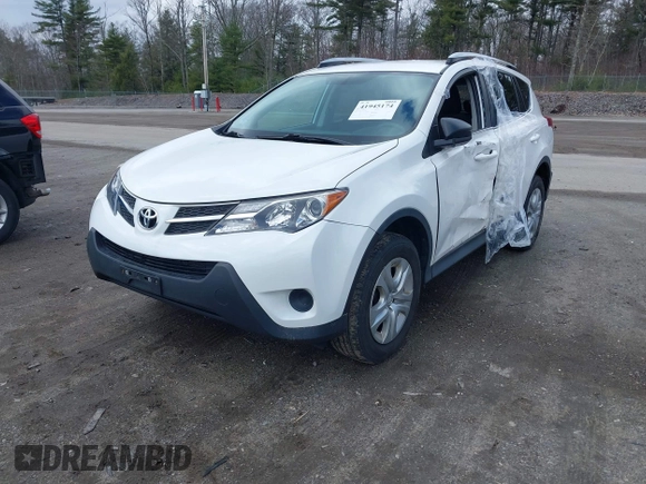 2015 Toyota RAV4 LE with VIN 2T3BFREV5FW337848, listed as a IAAI auction lot 41945174 with 135,792 mi miles. Bid and sale history available at carsss.com. Image 18.