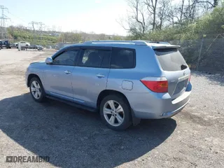 2008 Toyota Highlander Limited with VIN JTEES42A382041540, listed as a IAAI auction lot 41964446 with 235,914 mi miles. Bid and sale history available at carsss.com. Image 3.