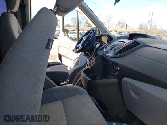 2015 Ford Transit XL с VIN 1FBZX2YM5FKA53431, выставлен на аукционе IAAI как лот 41642635 с пробегом Не указан миль и . История ставок и продаж доступна на DreamBid. Изображение 5.