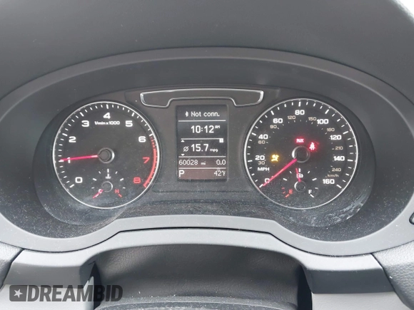 2017 Audi Q3 Premium z VIN WA1BCCFS4HR016424, wystawiony jako IAAI lot #41627278 z przebiegiem 60 028 mil mil oraz . Historia ofert i sprzedaży dostępna na DreamBid. Obrazek 7.