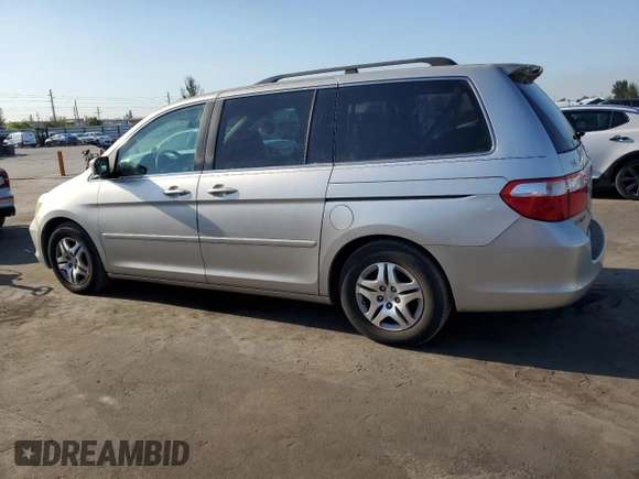 2007 Honda Odyssey EX-L z VIN 5FNRL38697B039741, wystawiony jako Copart lot #56868365 z przebiegiem 135 742 mil mil oraz Czysty tytuł • Clean title. Historia ofert i sprzedaży dostępna na DreamBid. Obrazek 2.