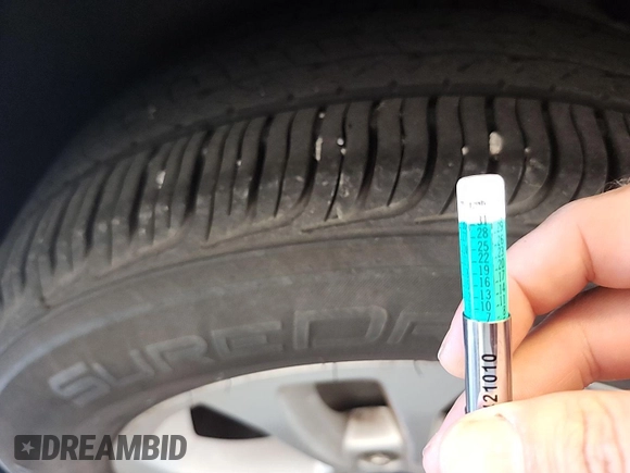 2021 Ford Escape SE с VIN 1FMCU9G67MUA42613, выставлен на аукционе IAAI как лот 42802200 с пробегом 83 890 миль миль и . История ставок и продаж доступна на DreamBid. Изображение 20.