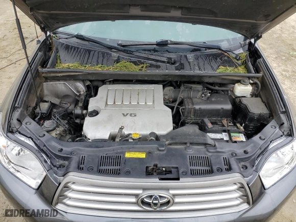 2010 Toyota Highlander with VIN 5TDBK3EH7AS006914, listed as a Copart auction lot 46080435 with 296,046 mi miles and Salvage Title. Bid and sale history available at carsss.com. Image 12.