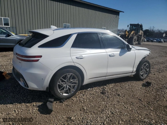 2023 Genesis GV70 2.5T with VIN KMUMADTB0PU115412, listed as a Copart auction lot 48741375 with 15,695 mi miles and Salvage Title. Bid and sale history available at carsss.com. Image 3.