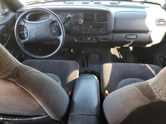1998 Dodge Durango with VIN 1B4HS28Z7WF216538, listed as a Copart auction lot 82861904 with 193,446 mi miles and Salvage Title. Bid and sale history available at carsss.com. Image 8.