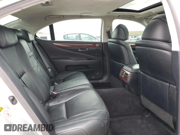 2008 Lexus LS 460 L with VIN JTHGL46F185024541, listed as a Copart auction lot 88857865 with 132,880 mi miles and Clean title. Bid and sale history available at DreamBid. Image 10.