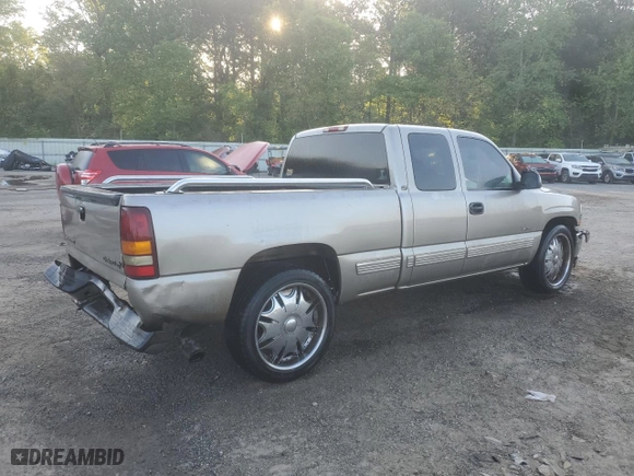 2002 Chevrolet Silverado 1500 LS with VIN 2GCEC19T921289077, listed as a Copart auction lot 51167325 with 271,173 mi miles and Salvage Title. Bid and sale history available at carsss.com. Image 3.