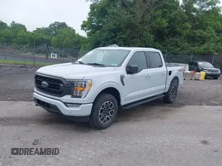 2021 Ford F-150 XL z VIN 1FTEW1EP5MKE17091, wystawiony jako IAAI lot #42413293 z przebiegiem 57 042 mil mil oraz . Historia ofert i sprzedaży dostępna na DreamBid. Obrazek 2.