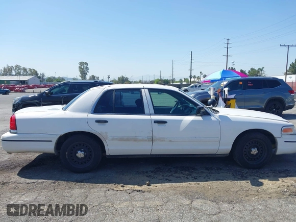 1999 Ford Crown Victoria Police с VIN 2FAFP71W1XX200937, выставлен на аукционе IAAI как лот 41977836 с пробегом 186 379 миль миль и . История ставок и продаж доступна на DreamBid. Изображение 12.