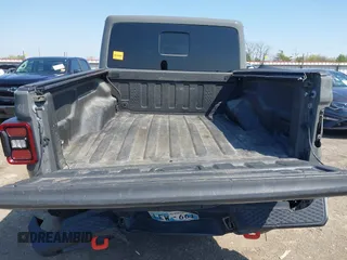2022 Jeep Gladiator Mojave with VIN 1C6JJTEGXNL155838, listed as a IAAI auction lot 41968917 with 54,495 mi miles and . Bid and sale history available at DreamBid. Image 18.