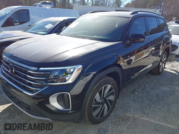 2024 Volkswagen Atlas SE с VIN 1V2JR2CA8RC622379, выставлен на аукционе IAAI как лот 41650590 с пробегом 5 962 миль миль и . История ставок и продаж доступна на DreamBid. Изображение 17.