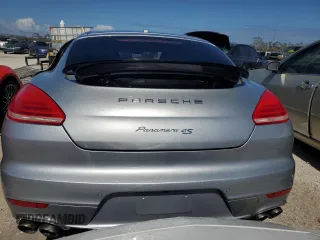 2014 Porsche Panamera 4S Executive with VIN WP0BB2A71EL062068, listed as a Copart auction lot 74925294 with Not Provided miles and Salvage Title. Bid and sale history available at DreamBid. Image 6.