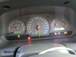 2002 Volvo V40 z VIN YV1VW29522F843173, wystawiony jako Copart lot #42961395 z przebiegiem 153 534 mil mil oraz Szkody całkowita. Historia ofert i sprzedaży dostępna na DreamBid. Obrazek 9.