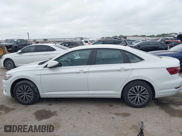 2021 Volkswagen Jetta S with VIN 3VWC57BU8MM044299, listed as a IAAI auction lot 42077663 with 81,681 mi miles and . Bid and sale history available at DreamBid. Image 14.