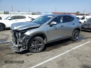 2024 Lexus NX 450h+ Luxury z VIN JTJHKCFZ3R2040284, wystawiony jako Copart lot #70864304 z przebiegiem 15 442 mil mil oraz Szkoda całkowita • Salvage title. Historia ofert i sprzedaży dostępna na DreamBid. Obrazek 1.