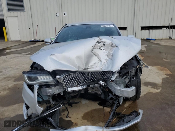 2019 Lincoln MKZ Reserve I with VIN 3LN6L5C98KR611336, listed as a Copart auction lot 83749694 with 40,406 mi miles and Salvage title. Bid and sale history available at DreamBid. Image 5.