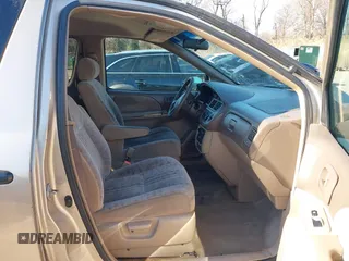 2003 Toyota Sienna LE with VIN 4T3ZF13C03U524122, listed as a IAAI auction lot 41655361 with 216,256 mi miles. Bid and sale history available at carsss.com. Image 5.