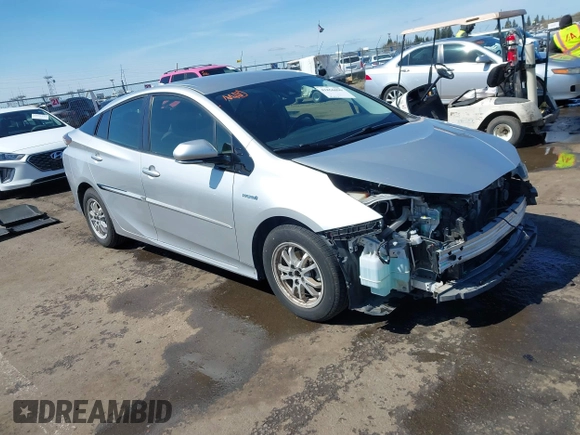 2018 Toyota Prius Two with VIN JTDKARFU6J3554096, listed as a IAAI auction lot 41856090 with 129,873 mi miles. Bid and sale history available at carsss.com. Image 1.