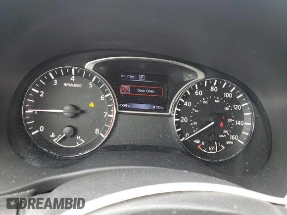 2017 Nissan Pathfinder SL with VIN 5N1DR2MM5HC639190, listed as a Copart auction lot 49029575 with 85,069 mi miles and Salvage Title. Bid and sale history available at DreamBid. Image 9.