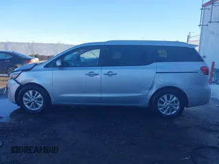 2016 Kia Sedona LX with VIN KNDMB5C18G6164472, listed as a IAAI auction lot 41661530 with 116,904 mi miles. Bid and sale history available at carsss.com. Image 14.