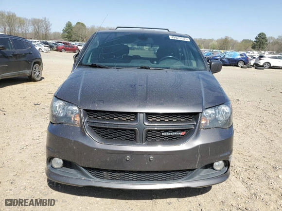 2018 Dodge Grand Caravan GT with VIN 2C4RDGEG8JR326131, listed as a Copart auction lot 49923155 with 146,665 mi miles and Salvage Title. Bid and sale history available at carsss.com. Image 5.