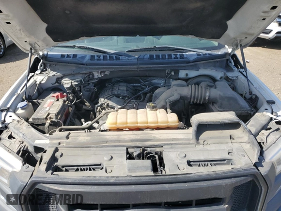 2017 Ford F-150 XL z VIN 1FTMF1C87HKD83894, wystawiony jako Copart lot #54268905 z przebiegiem 135 417 mil mil oraz Szkoda całkowita • Salvage title. Historia ofert i sprzedaży dostępna na DreamBid. Obrazek 11.