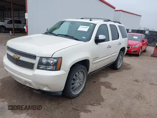 2008 Chevrolet Tahoe LTZ z VIN 1GNFK13018R177922, wystawiony jako IAAI lot #41526809 z przebiegiem 226 636 mil mil oraz . Historia ofert i sprzedaży dostępna na DreamBid. Obrazek 17.