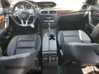 2014 Mercedes-Benz C 250 Sport with VIN WDDGF4HB2EA940916, listed as a Copart auction lot 62550455 with 91,691 mi miles and Salvage title. Bid and sale history available at DreamBid. Image 8.