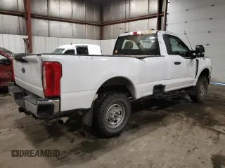 2024 Ford F-250 XL with VIN 1FTBF2BA6RED28824, listed as a Copart auction lot 43446825 with 3,777 mi miles and Salvage title. Bid and sale history available at DreamBid. Image 3.