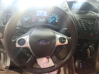 2014 Ford Escape SE z VIN 1FMCU9GX7EUC02600, wystawiony jako IAAI lot #42570755 z przebiegiem 86 871 mil mil oraz . Historia ofert i sprzedaży dostępna na DreamBid. Obrazek 28.
