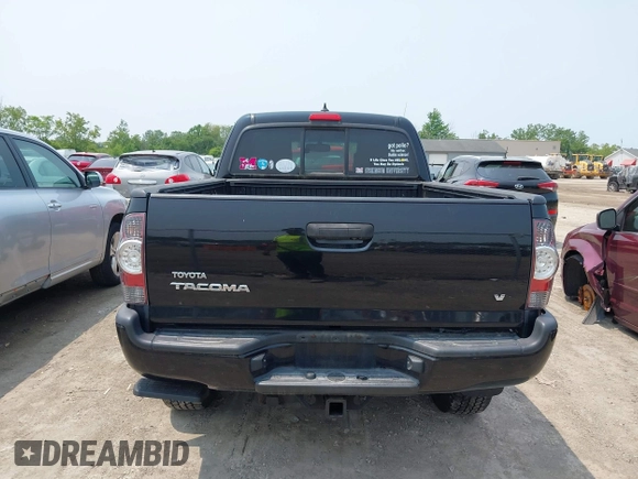 2012 Toyota Tacoma z VIN 5TFUU4EN2CX029450, wystawiony jako IAAI lot #42416155 z przebiegiem 171 711 mil mil oraz . Historia ofert i sprzedaży dostępna na DreamBid. Obrazek 17.
