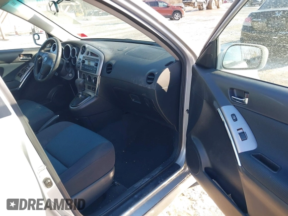2006 Toyota Matrix STD with VIN 2T1LR30E56C555220, listed as a IAAI auction lot 41601247 with 180,109 mi miles and . Bid and sale history available at DreamBid. Image 5.