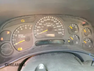 2003 GMC Yukon XL SLT with VIN 3GKEC16T73G272957, listed as a Copart auction lot 68890194 with 233,709 mi miles and Clean Title. Bid and sale history available at carsss.com. Image 9.